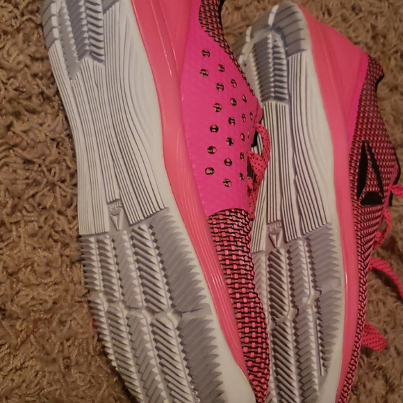 Reebok Barbells for Boobs Shoes - Picture 4 of 4